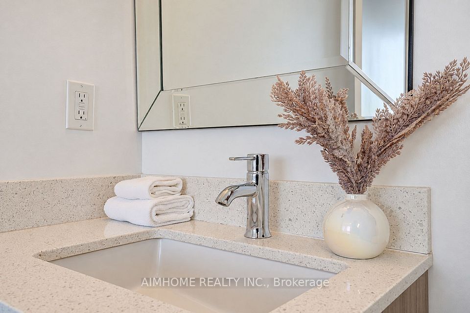 50 Forest Manor Road 2403, Toronto, ON M2J 0E3 21