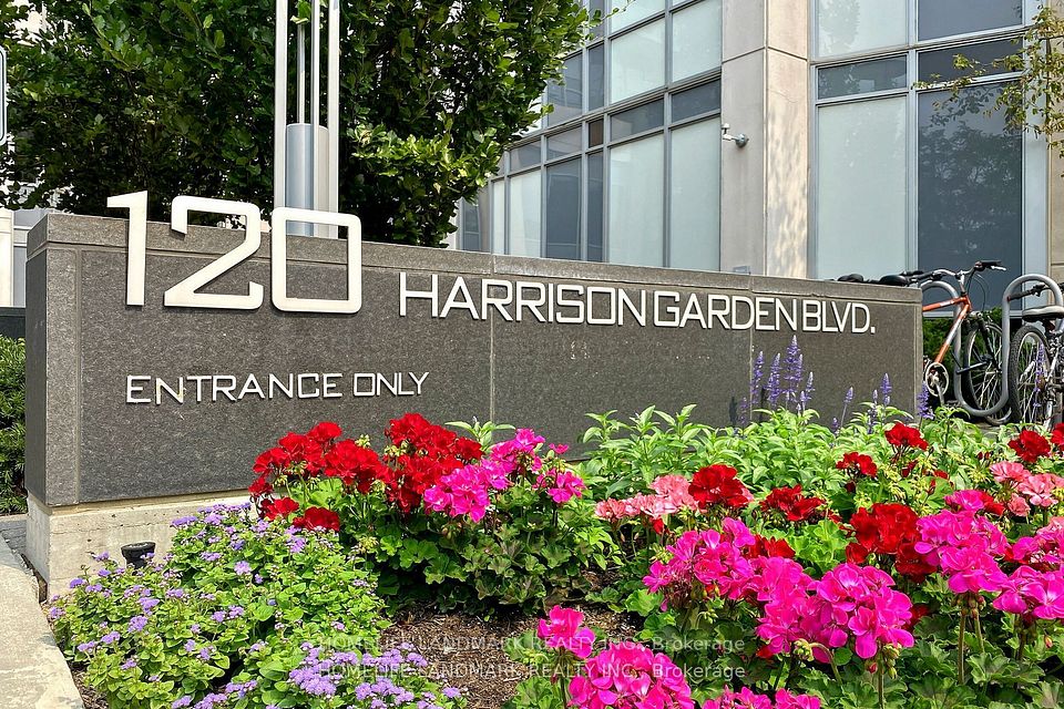 120 Harrison Garden Boulevard 611, Toronto, ON M2N 0H1 15