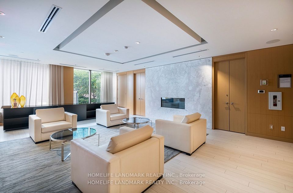 120 Harrison Garden Boulevard 611, Toronto, ON M2N 0H1 3