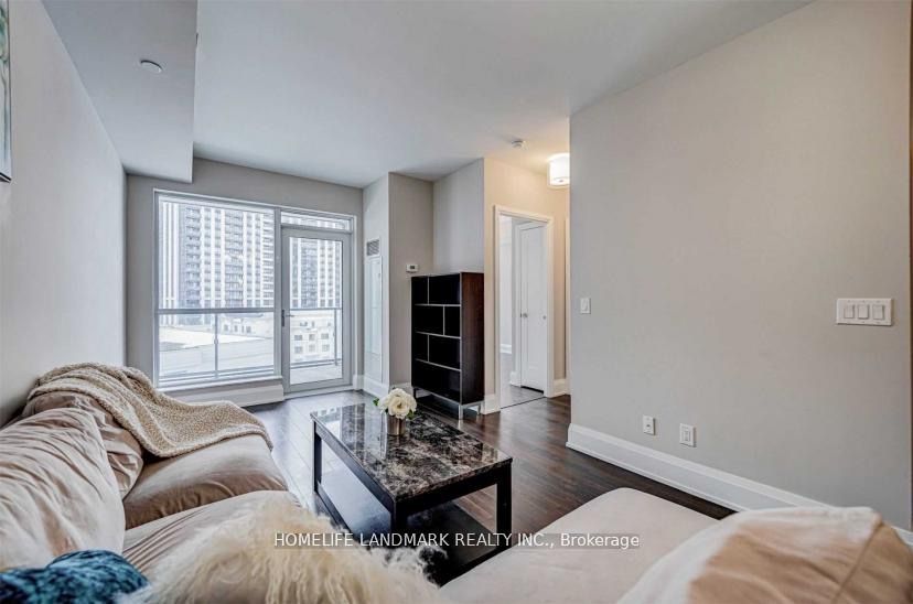 120 Harrison Garden Boulevard 611, Toronto, ON M2N 0H1 12