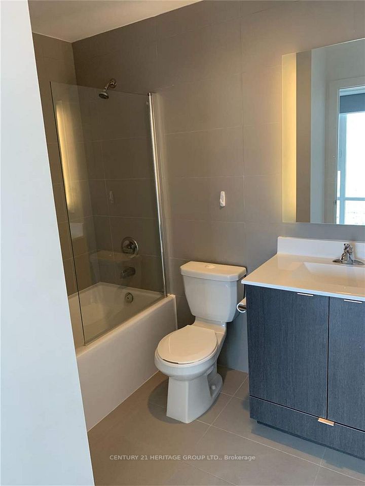 55 Ann O'reilly Road 3602, Toronto, ON M2J 0E1 5