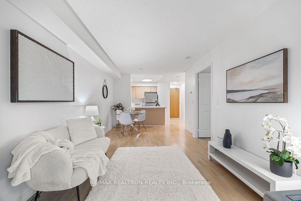 5508 Yonge Street 1606, Toronto, ON M2N 5S2 10
