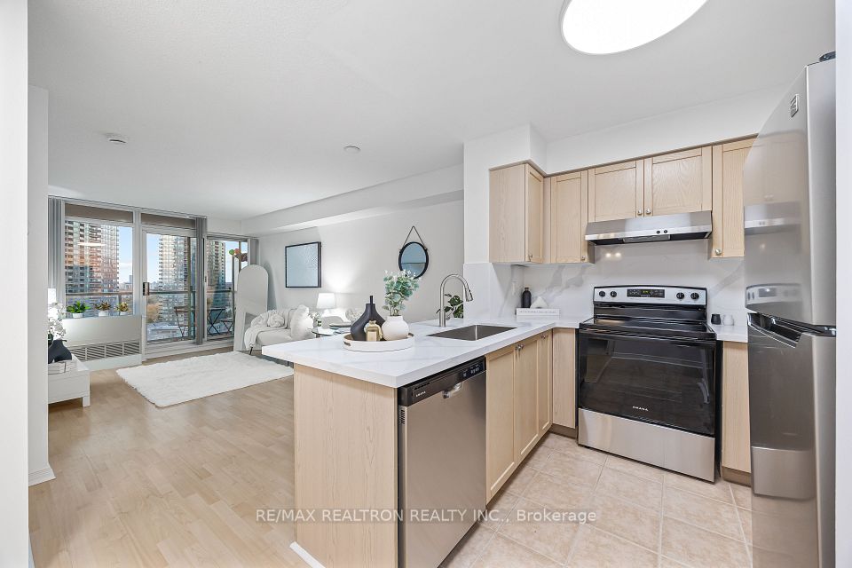 5508 Yonge Street 1606, Toronto, ON M2N 5S2 14