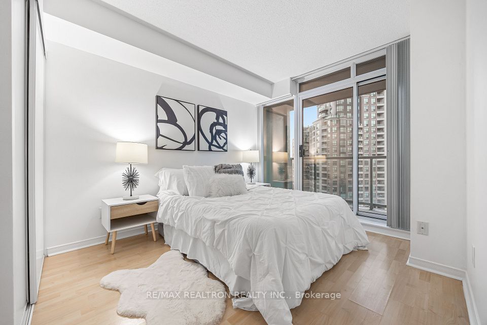 5508 Yonge Street 1606, Toronto, ON M2N 5S2 19