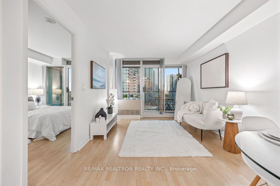 5508 Yonge Street 1606, Toronto, ON M2N 5S2 8