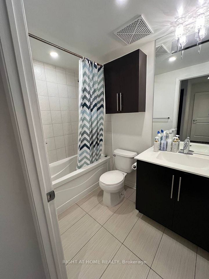 2885 Bayview Avenue 1209, Toronto, ON M2K 0A3 8