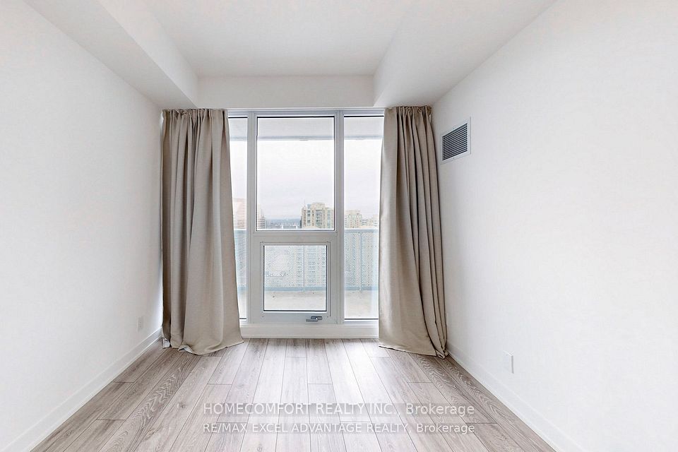 15 Holmes Avenue 2205, Toronto, ON M2N 0L4 3