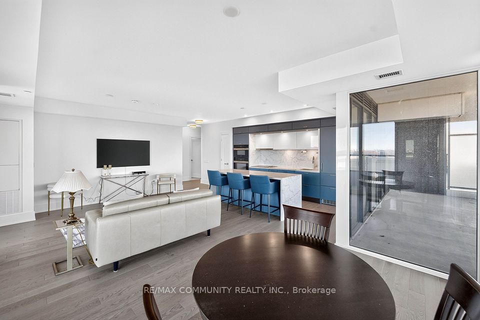 10 Inn On The Park Drive 2203, Toronto, ON M3C 0P9 15