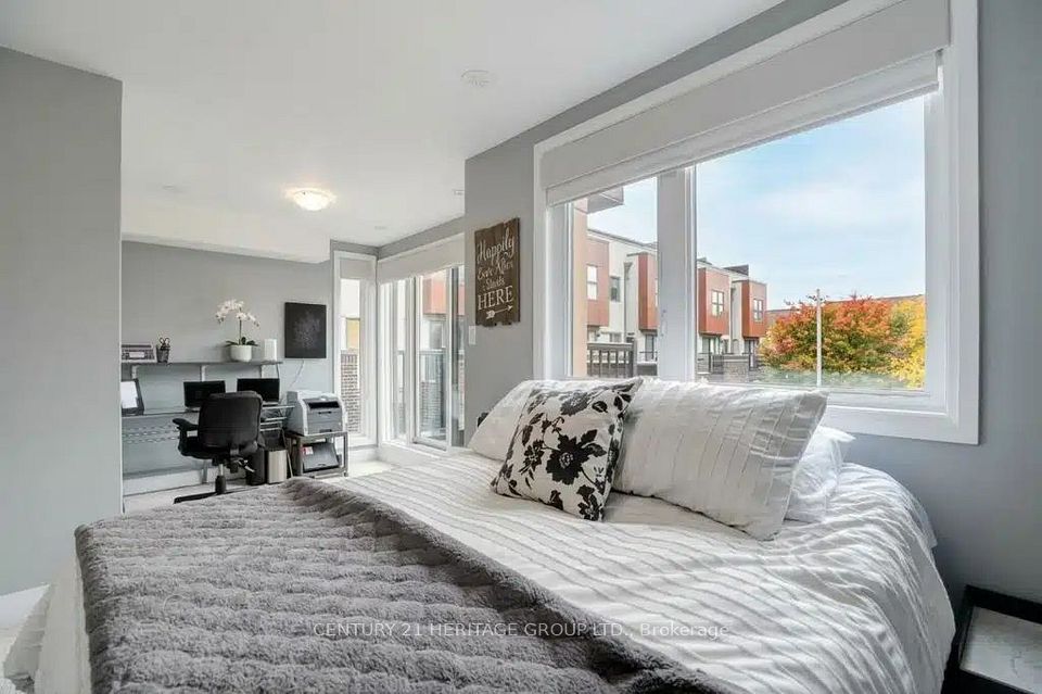 9R Clintwood Gate NE 20, Toronto, ON M3A 0A8 13