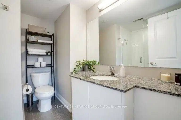 9R Clintwood Gate NE 20, Toronto, ON M3A 0A8 16