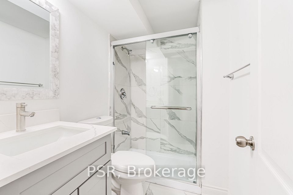 24 Skelmore Crescent Lower, Toronto, ON M3A 2G8 16