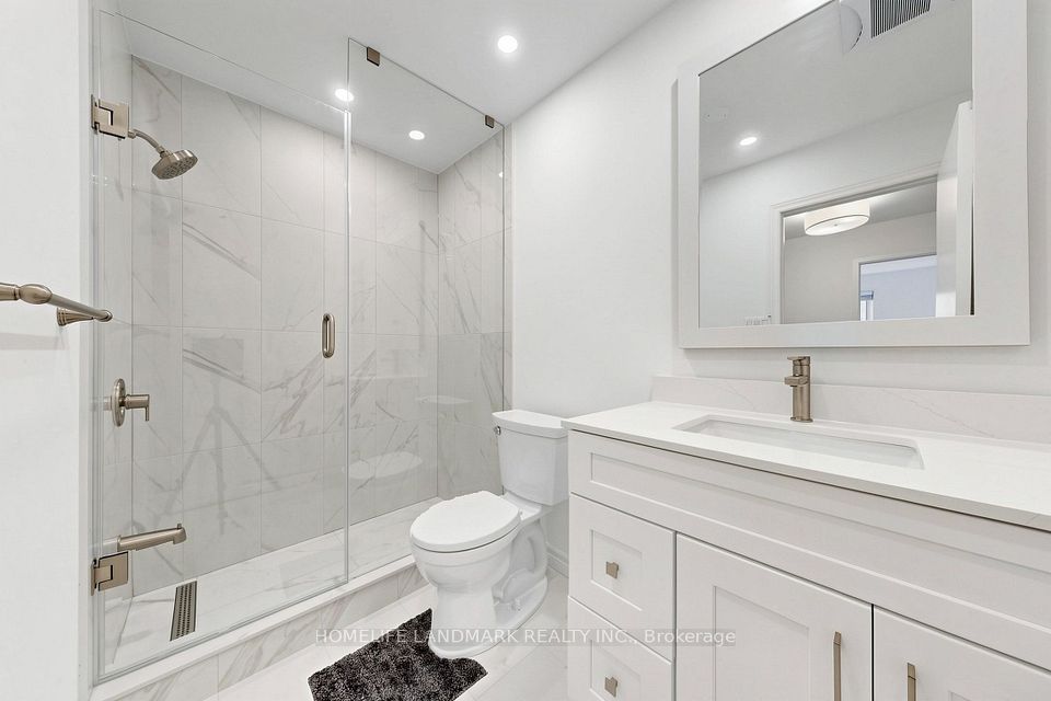 132 Chipwood Crescent, Toronto, ON M2J 3X7 24