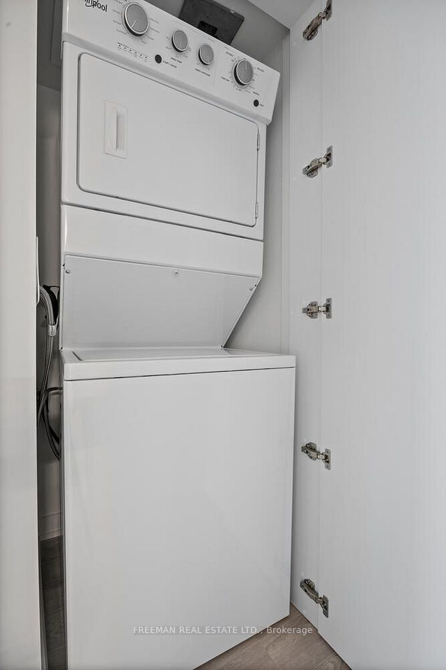 480 Wilson Avenue 1008, Toronto, ON M3H 0G1 20