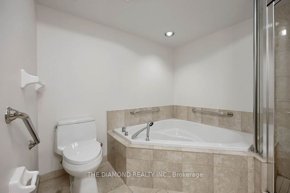89 Skymark Drive 1111, Toronto, ON M2H 3S6 24