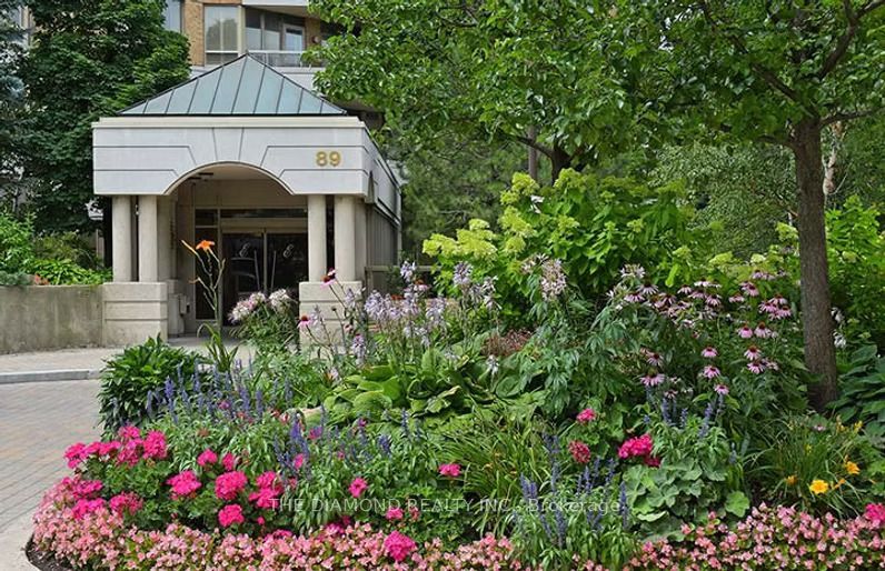 89 Skymark Drive 1111, Toronto, ON M2H 3S6 2