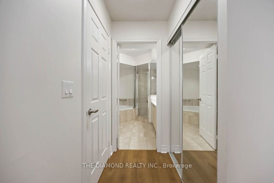 89 Skymark Drive 1111, Toronto, ON M2H 3S6 22
