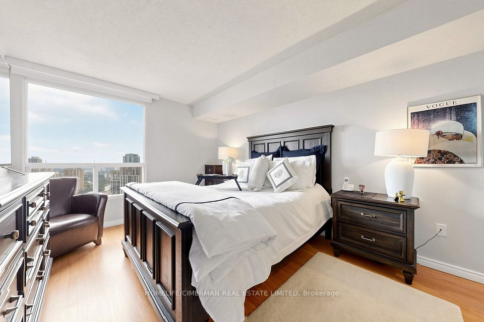 5 Concorde Place 3302, Toronto, ON M3C 3M8 21