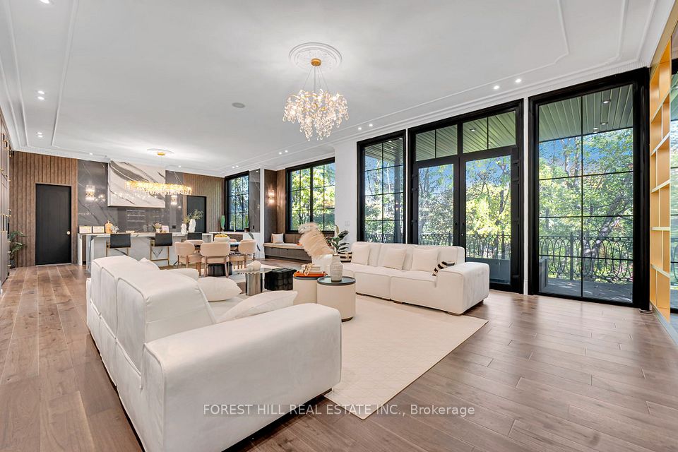 67 Montressor Drive, Toronto, ON M2P 1Z3 17