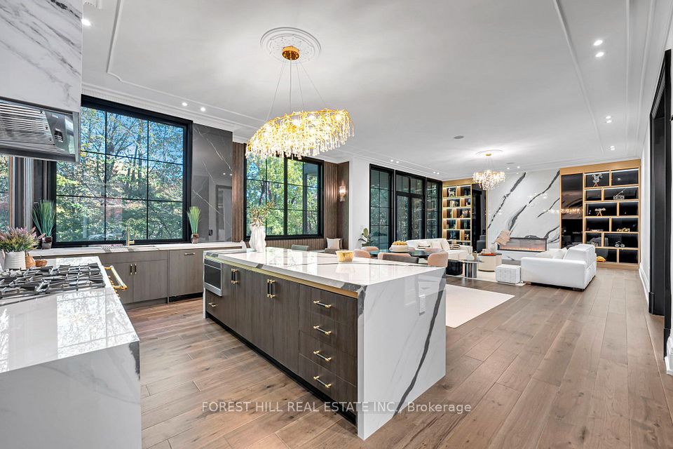 67 Montressor Drive, Toronto, ON M2P 1Z3 13