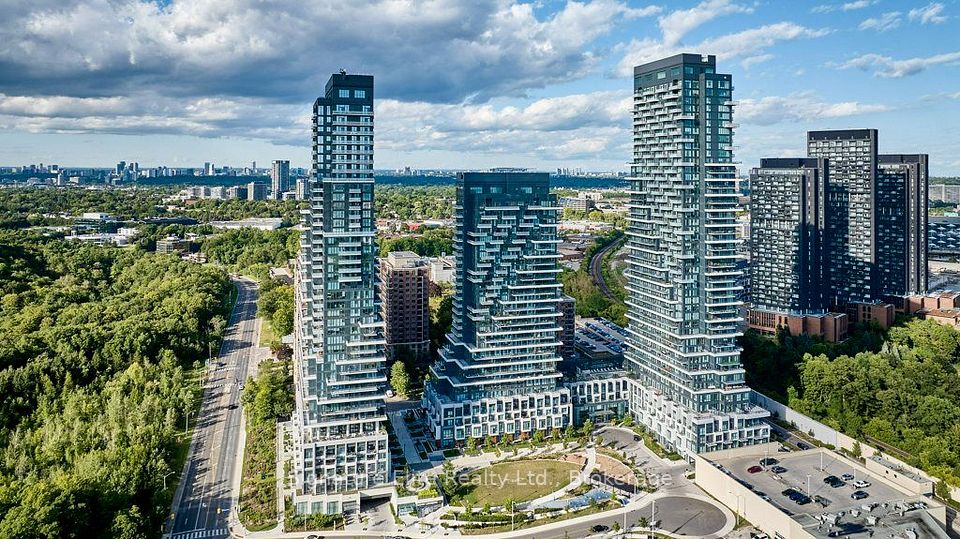 30 Inn on the Park Drive 4207, Toronto, ON M3C 0P7 24