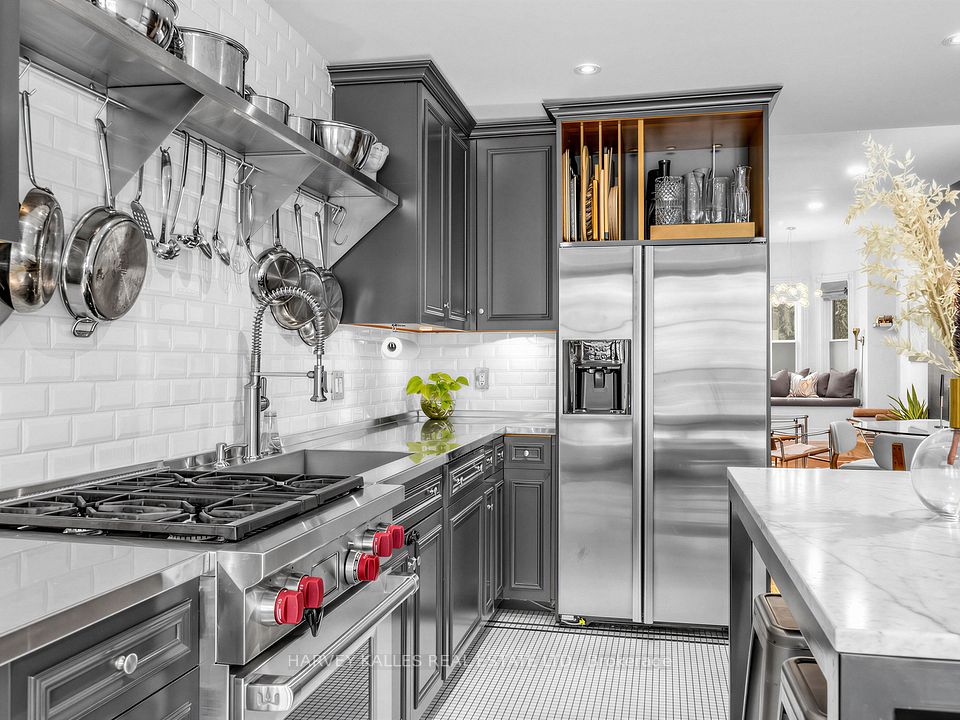 285 Brunswick Avenue, Toronto, ON M5S 2M6 13