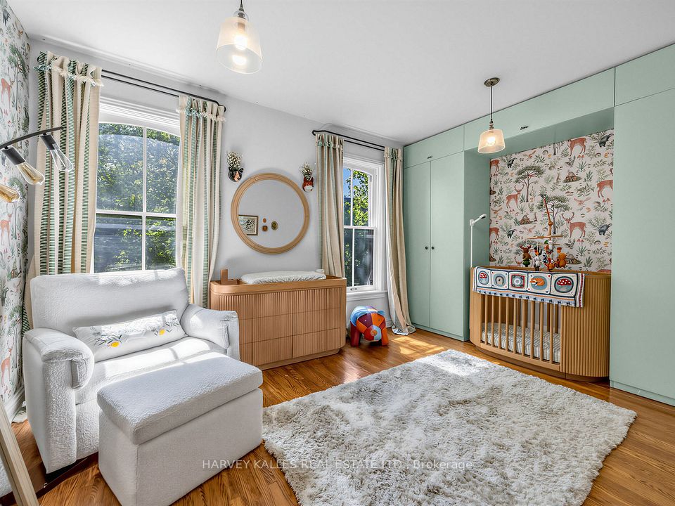 285 Brunswick Avenue, Toronto, ON M5S 2M6 18