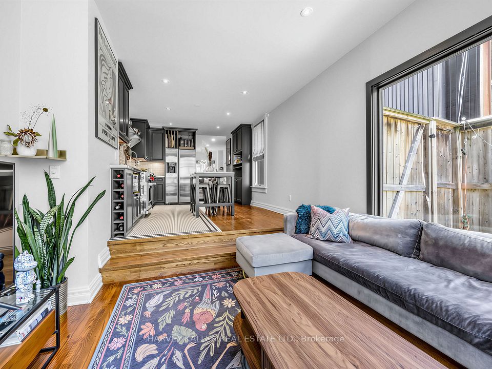 285 Brunswick Avenue, Toronto, ON M5S 2M6 16