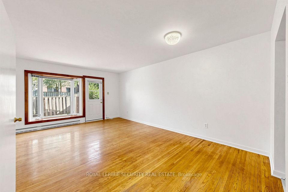15 Liszt Gate 404, Toronto, ON M2H 1G6 10