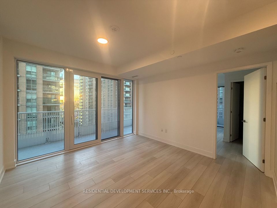 36 Olive Avenue 1002, Toronto, ON M2N 0M4 3