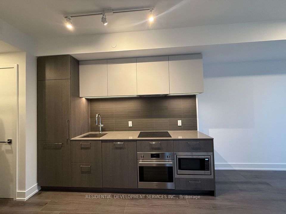 36 Olive Avenue 705, Toronto, ON M2N 0M4 4