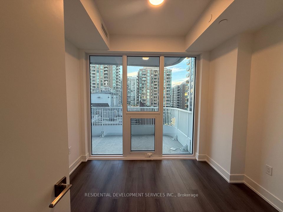 36 Olive Avenue 705, Toronto, ON M2N 0M4 6