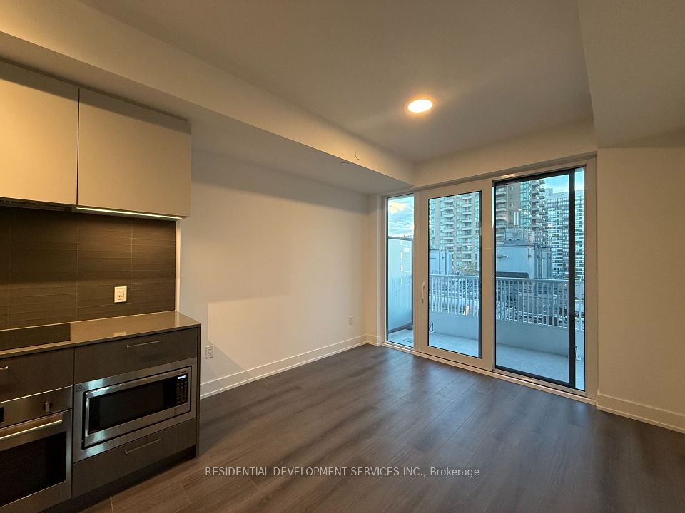 36 Olive Avenue 705, Toronto, ON M2N 0M4 5