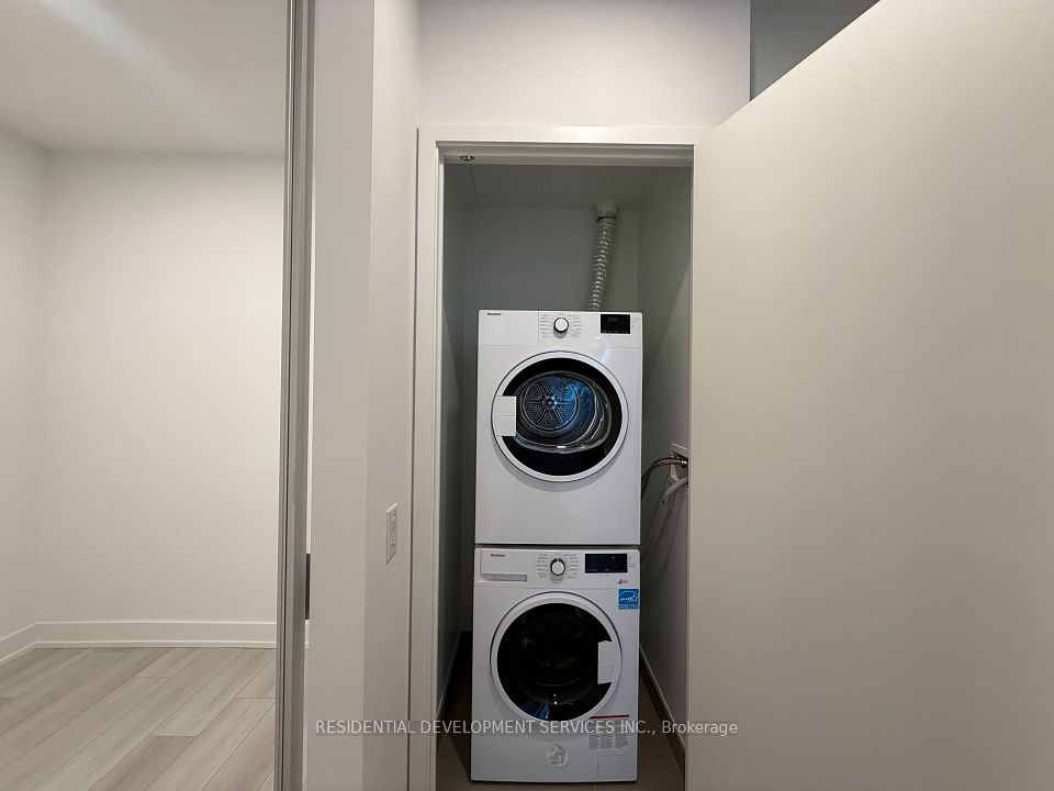 36 Olive Avenue 515, Toronto, ON M2N 0M4 13