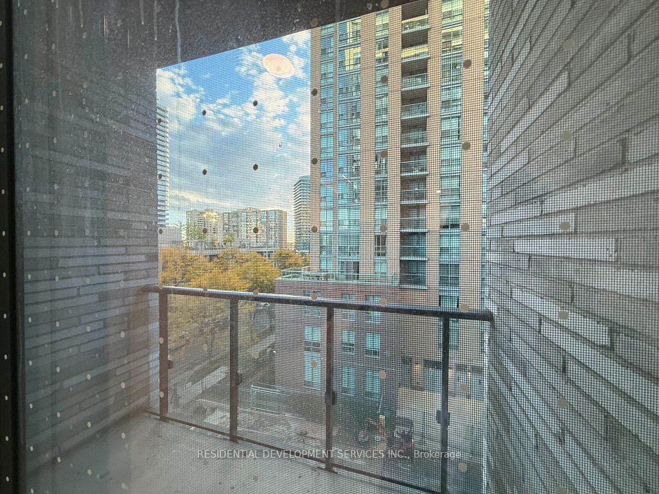 36 Olive Avenue 515, Toronto, ON M2N 0M4 7