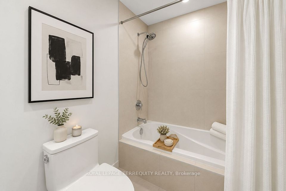 55 Regent Park Boulevard 415, Toronto, ON M5A 0C2 12