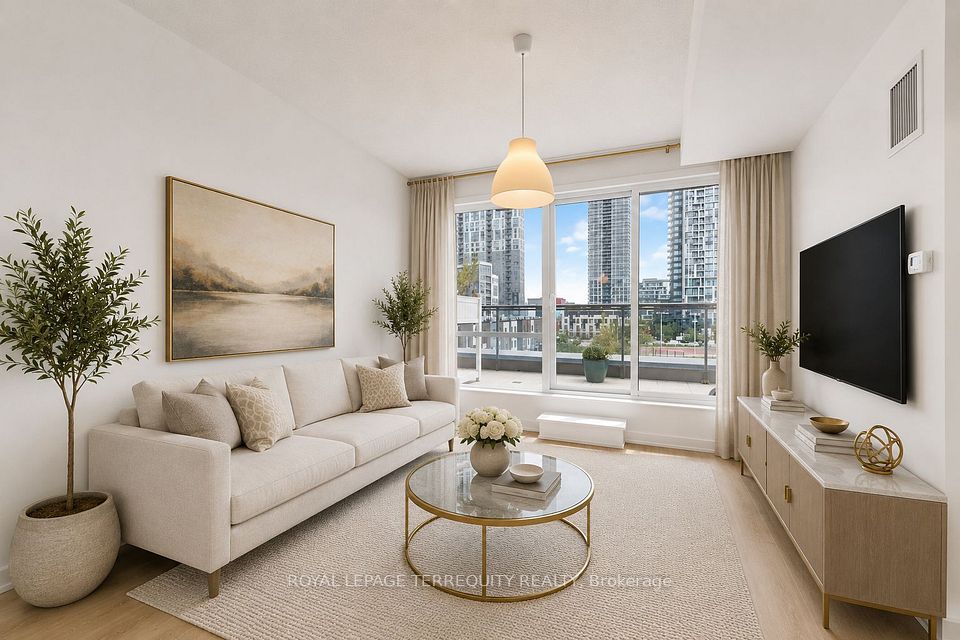 55 Regent Park Boulevard 415, Toronto, ON M5A 0C2 5