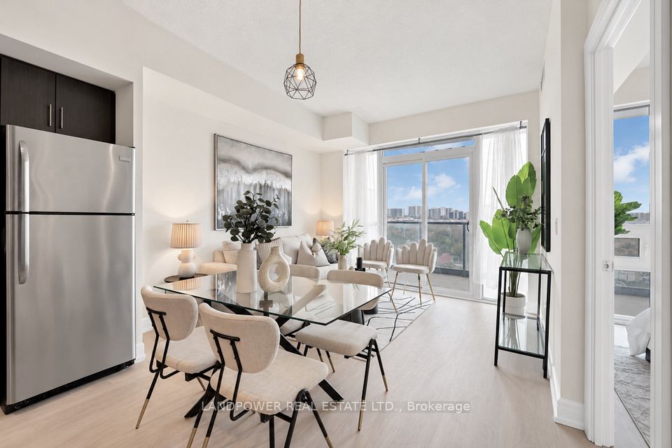 35 Brian Peck Crescent 817, Toronto, ON M4G 0A5 14