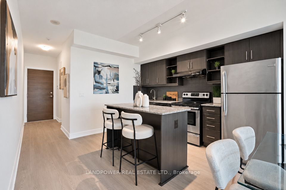 Condo Apartment at 35 Brian Peck Crescent 817, Toronto, ON M4G 0A5