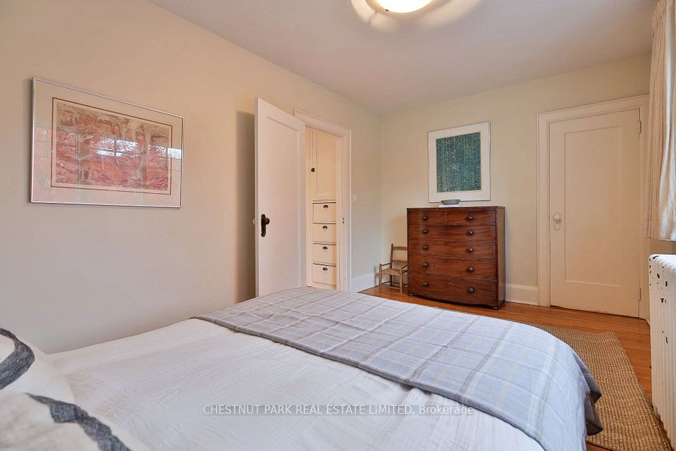 127 Albertus Avenue, Toronto, ON M4R 1J6 16