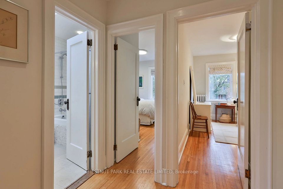 127 Albertus Avenue, Toronto, ON M4R 1J6 17