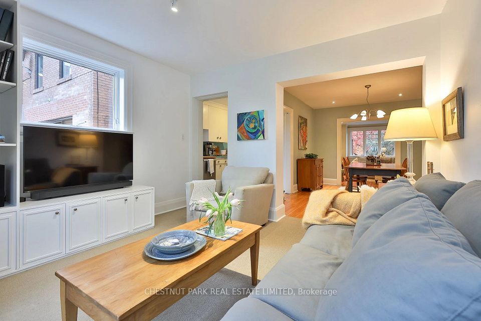 127 Albertus Avenue, Toronto, ON M4R 1J6 10