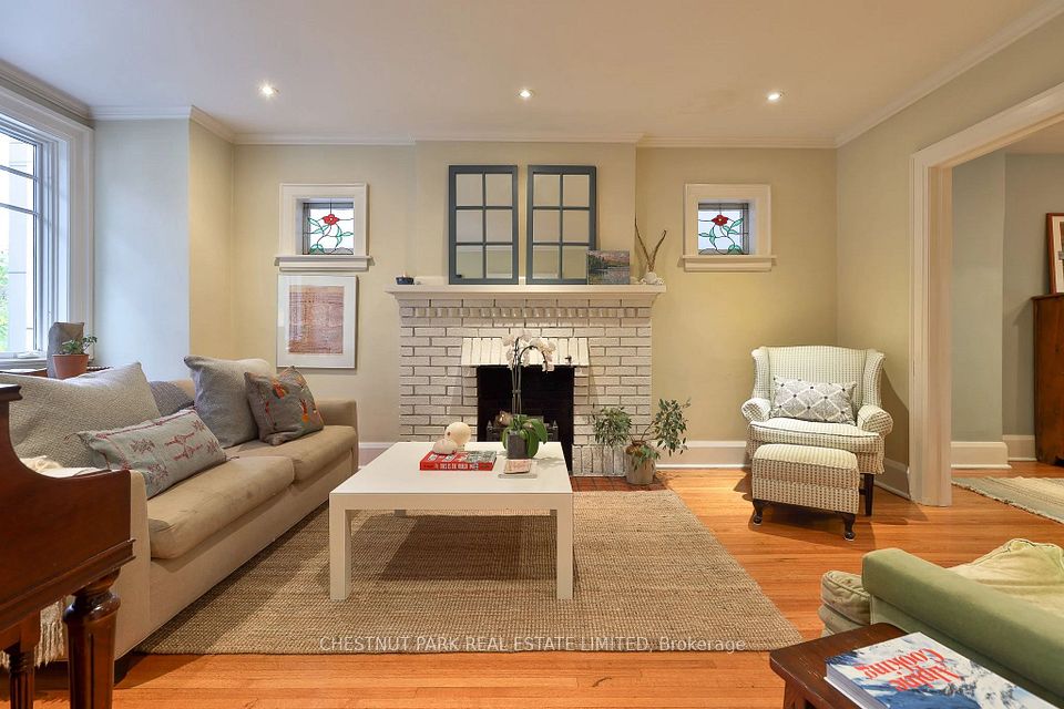 127 Albertus Avenue, Toronto, ON M4R 1J6 3