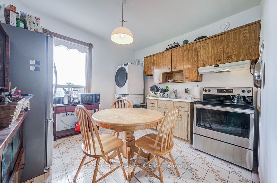121 Niagara Street, Toronto, ON M5V 1C7 14