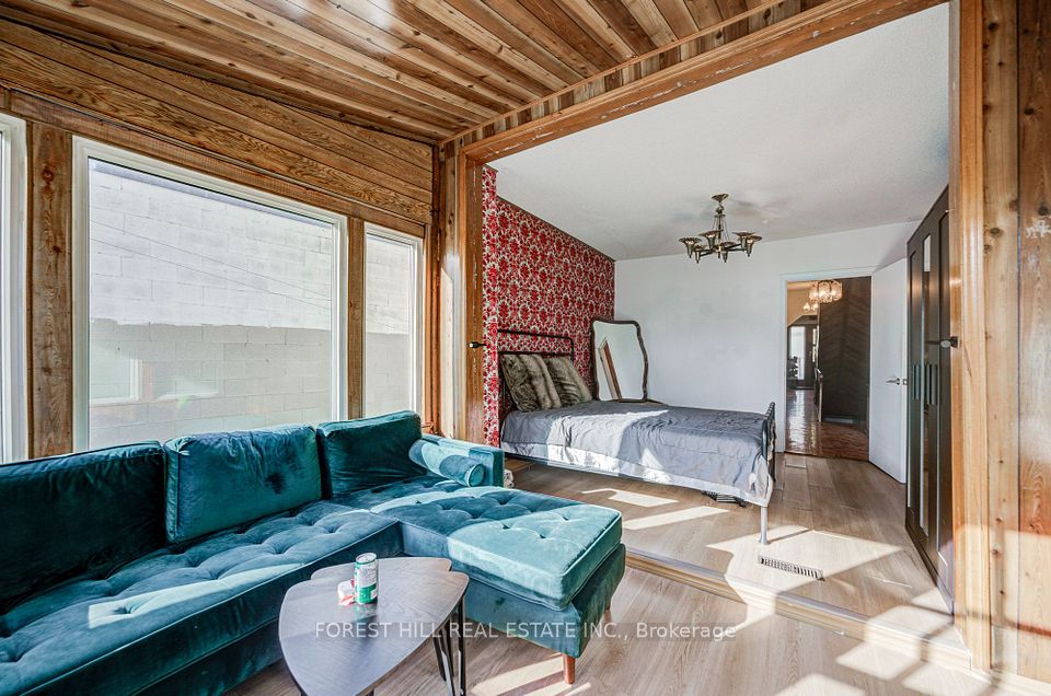 121 Niagara Street, Toronto, ON M5V 1C7 7