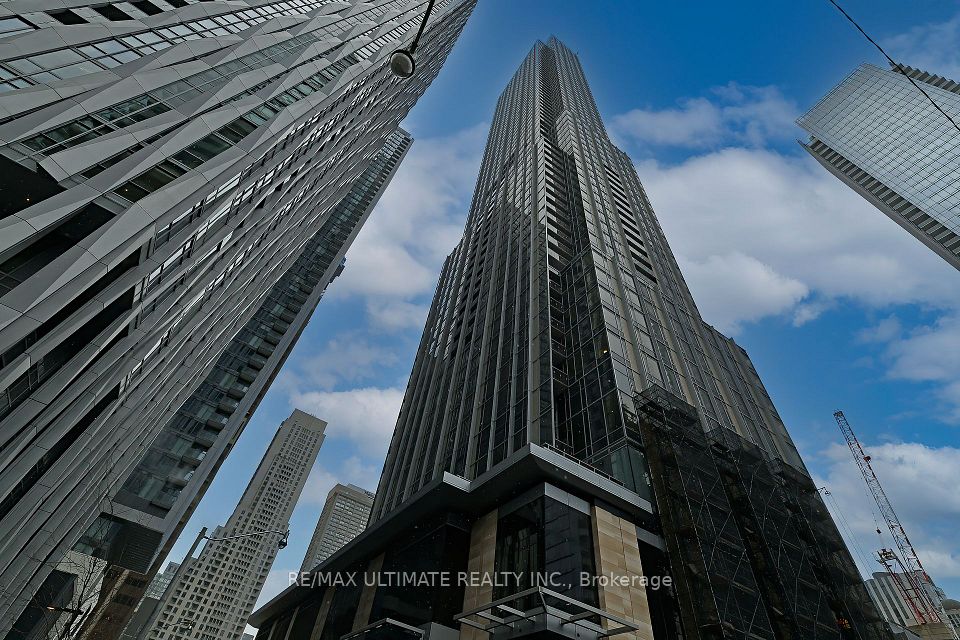 11 Yorkville Avenue 1713, Toronto, ON M4W 0B7 2