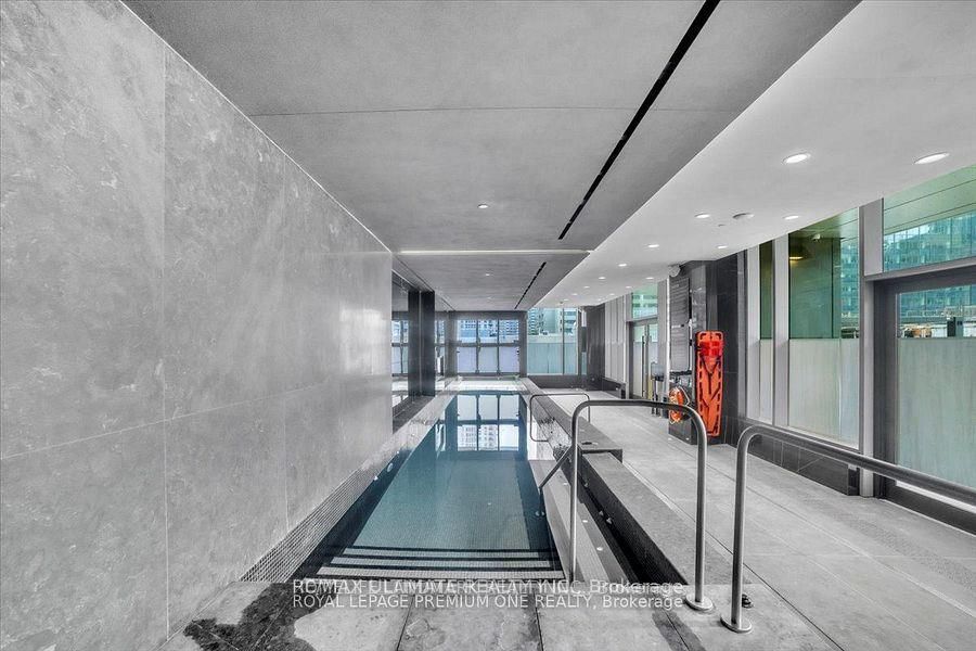 11 Yorkville Avenue 1713, Toronto, ON M4W 0B7 20