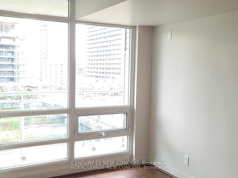 397 Front Street W 811, Toronto, ON M5V 3S1 8