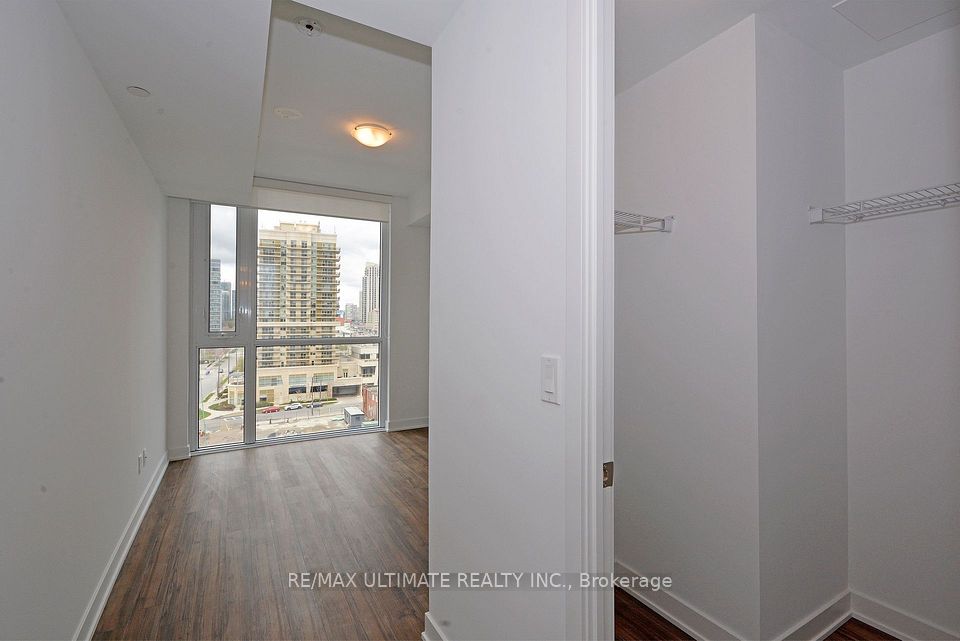 5180 Yonge Street 601, Toronto, ON M2N 5P6 8