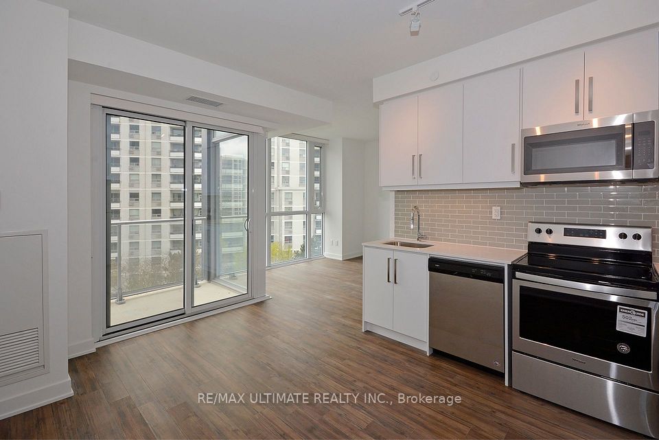 5180 Yonge Street 601, Toronto, ON M2N 5P6 2