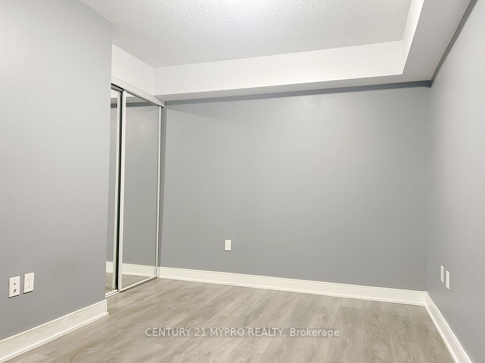 89 Mcgill Street 1401, Toronto, ON M5B 0B1 9